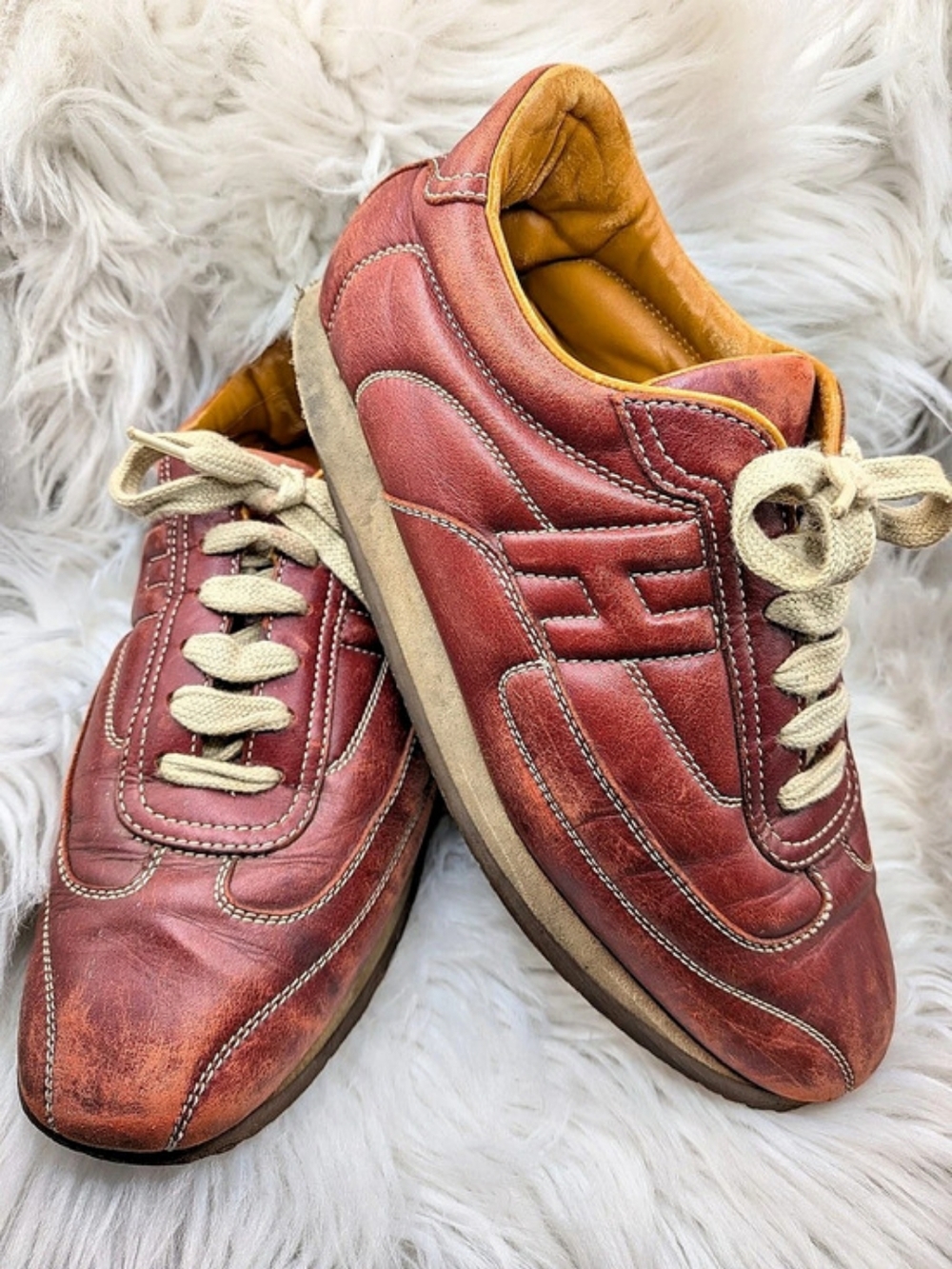 Hermès Leather Sneakers – Size 37.5 Sneakers in Red & Brown